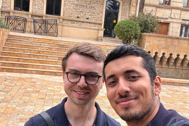 Baku City Tour with Local Guide-Old City, Flame Towers, Boulevard
