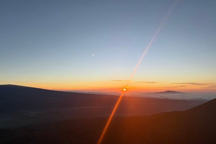 Mauna Kea Hike and Stargazing with Native Hawaiian