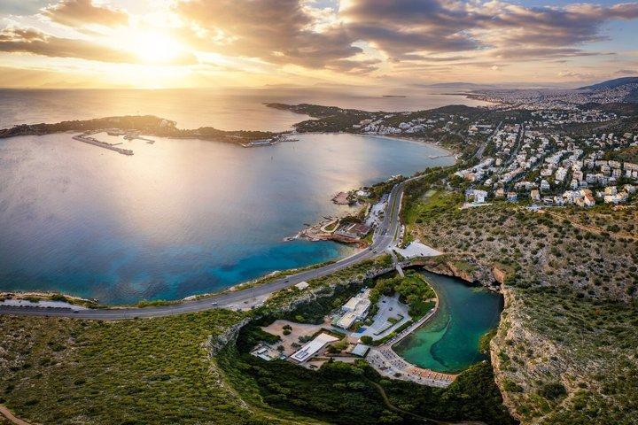 Thermal Lake Vouliagmeni and Beach Private Tour in Athens