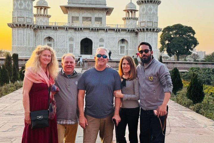 Private Taj Mahal & Agra Fort Tour from Agra Airport