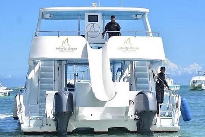 Punta Cana Party Boat Dancehall Meets Hip Hop & Pre-Party