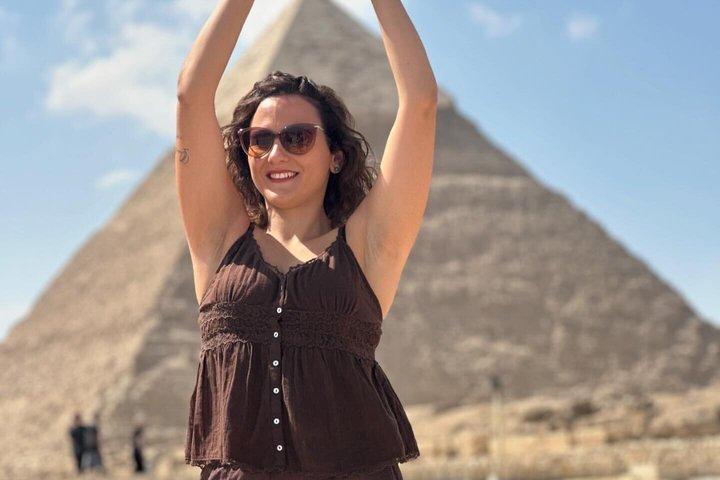Half Day Tour Giza Pyramids& Great Sphinx with Private Tour Guide