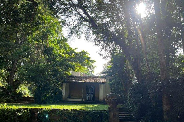 From Bentota/Beruwala:All-Inclusive Lunuganga & Brief Garden Tour