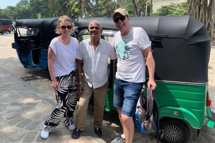 Colombo Private City Tour by Tuk Tuk with Hotel Pickup