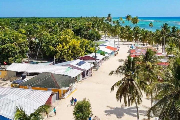 Saona Island, Mano Juan & Canto de la Playa Away from Crowds