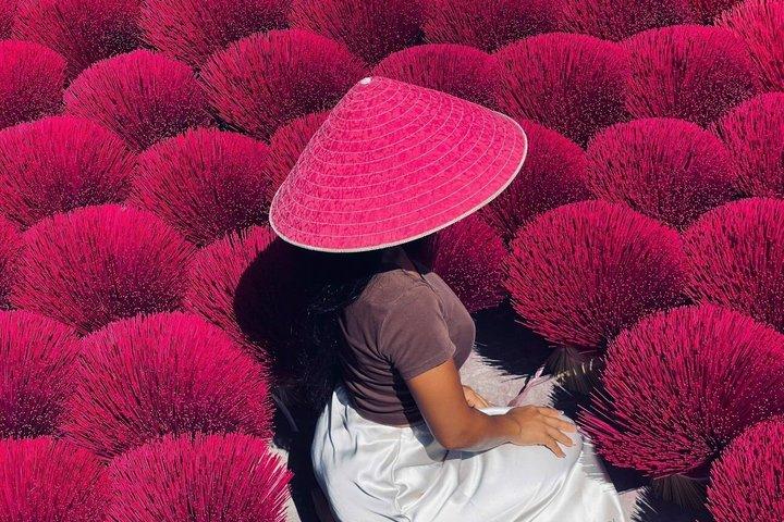 Incense Village, Conical Hat, Lacquer Art, SMALL GROUP From Hanoi