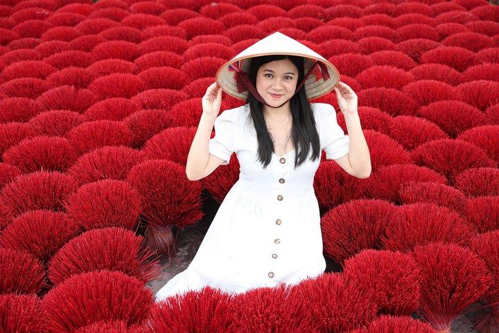 Incense Village, Conical Hat, Lacquer Art, SMALL GROUP From Hanoi