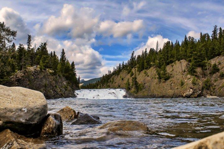 Johnston Canyon, Marble Canyon, Lake Minnewanka, Banff - Day Trip