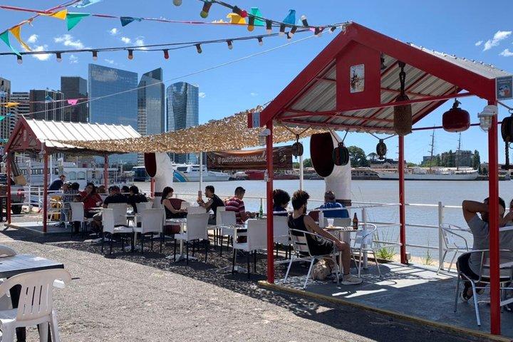 City Tour in Buenos Aires and Navigation Open Bar