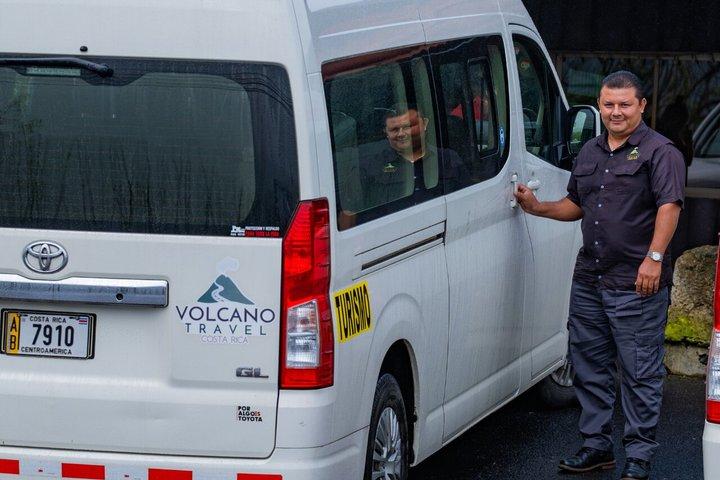 Shared Shuttle from San Jose City or Airport to La Fortuna (PM)