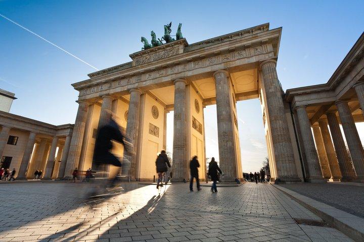 Private Berlin Ghost Stories Walking Tour in Historic Streets