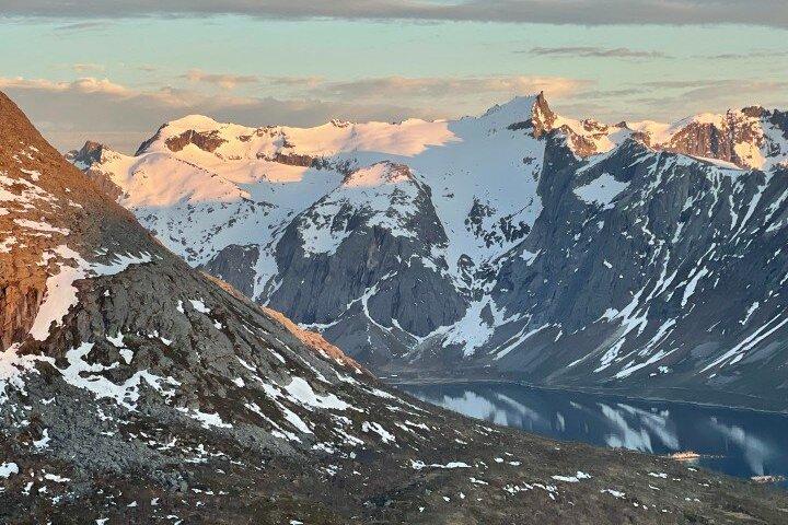 Midnight Sun Luxury Hike Near Tromsø
