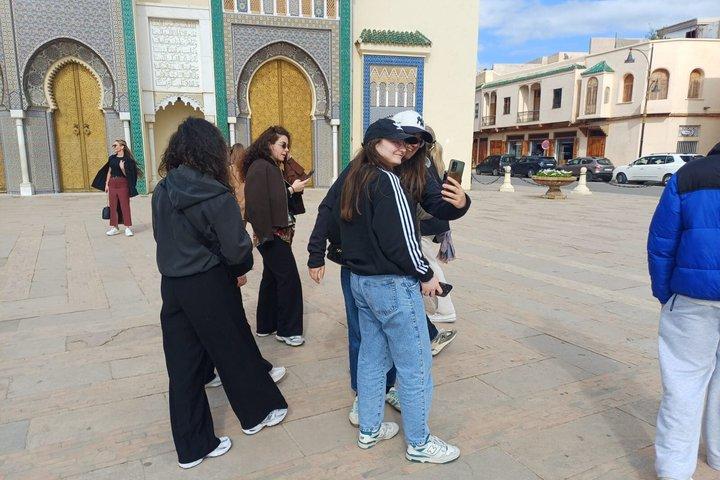 Fes Medina Full Day Guided Tour and Ramparts by Private Car