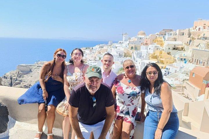 Santorini Semi-Private Small Group Sightseeing Tour
