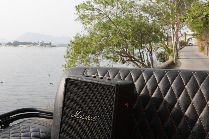Udaipur: Private Vintage Willys Jeep Experience