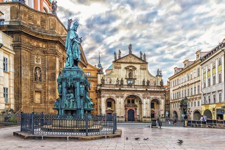 Pragues Famous Ghosts and Dark History Self Guided Walking Tour