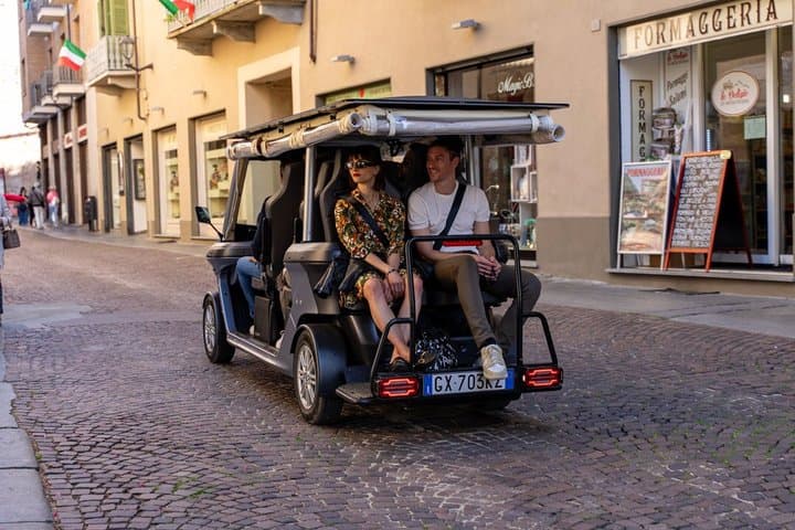 Private Rome Golf Cart Tour with Highlights and Hidden Gems