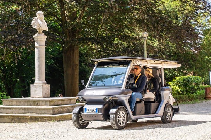 Private Rome Golf Cart Tour with Highlights and Hidden Gems