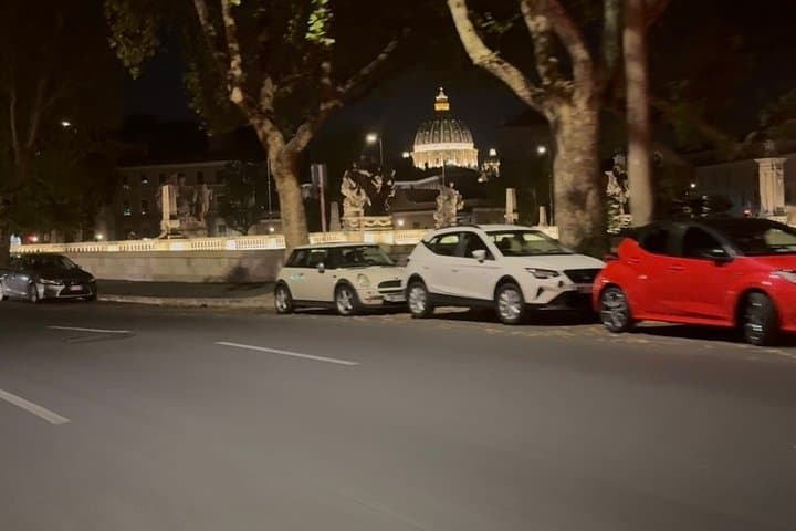Private Rome Golf Cart Tour with Highlights and Hidden Gems