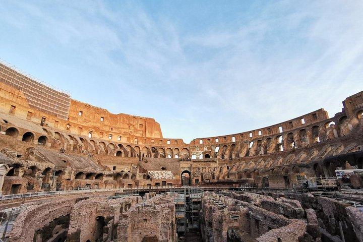 Colosseum Gladiator Arena and Roman Forum Private Guided Tour