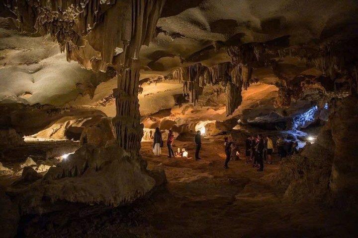 Hanoi: Bai Tu Long Bay Scenic Day Cruise to Hidden Landscapes