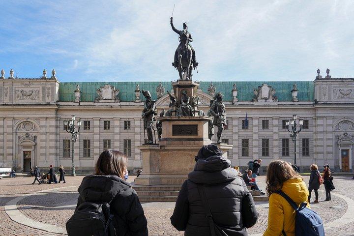 DA Milan to Turin by train guided city tour