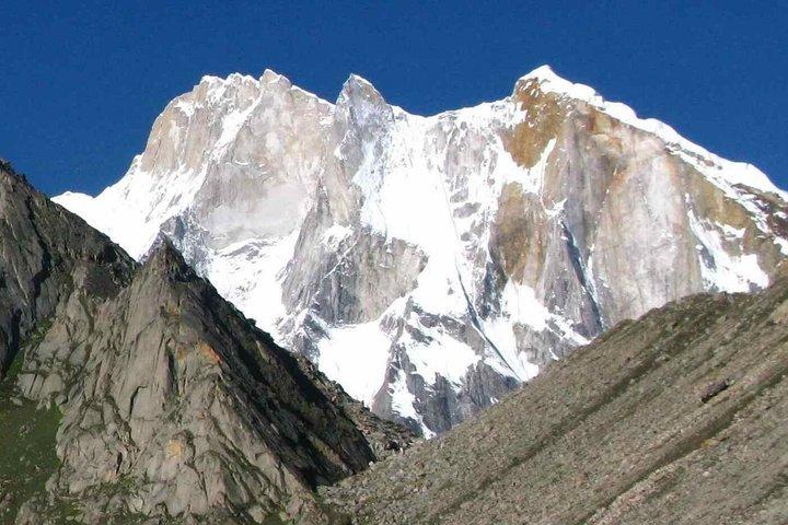 Mount Meru 4 Days Guided Hiking Adventure