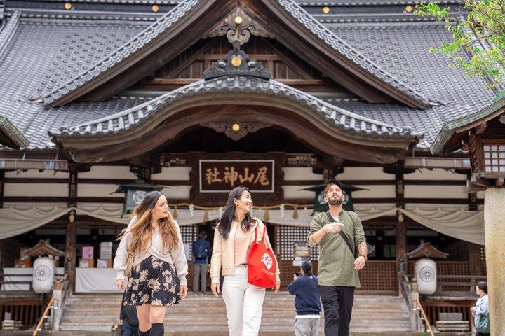 Kanazawa Samurai & Geisha Walk with 2 Craft Visits and Lunch