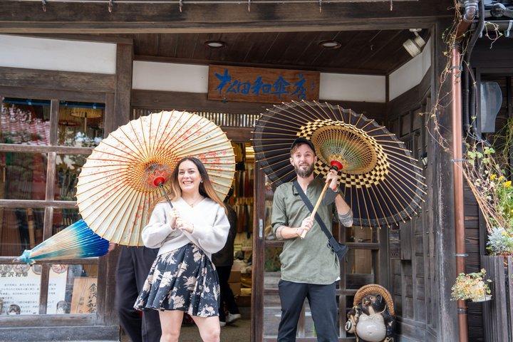 Kanazawa Samurai & Geisha Walk with 2 Craft Visits and Lunch
