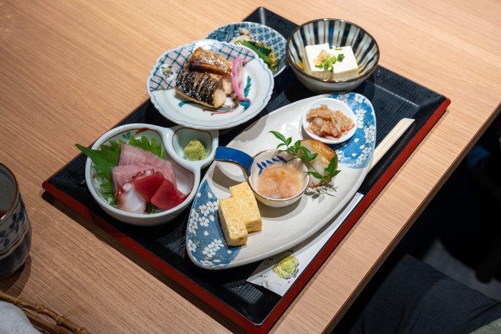 Kanazawa Samurai & Geisha Walk with 2 Craft Visits and Lunch