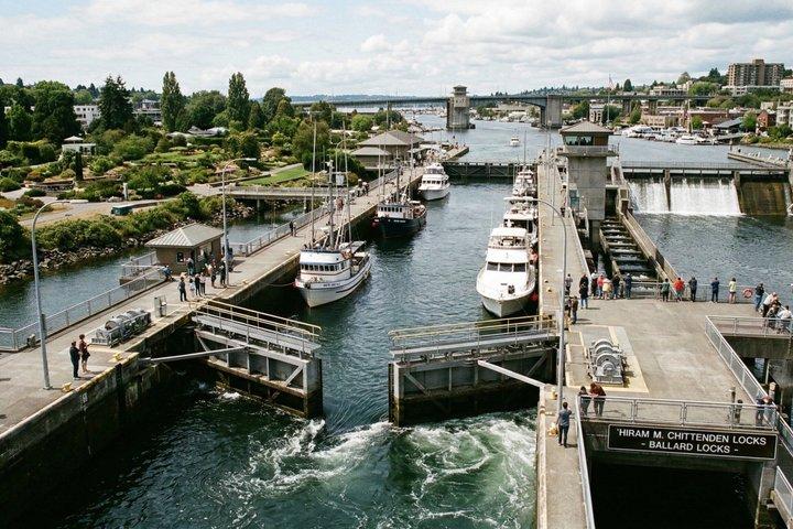Discover Seattle: A Self-Guided Tour