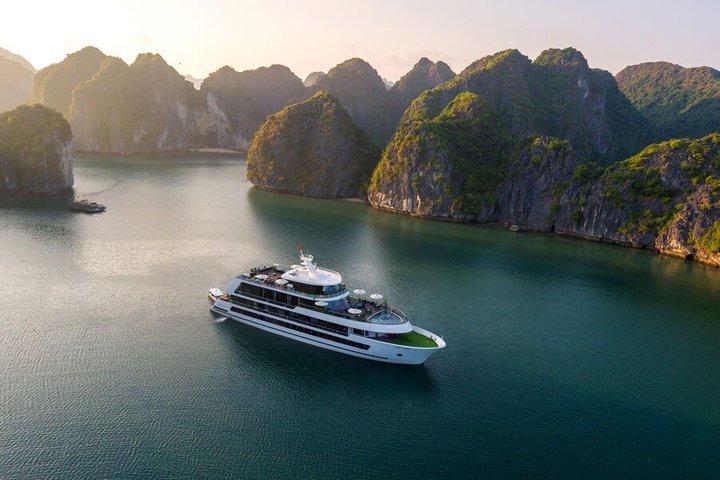 3D2N Stellar of the Seas Cruise with Pool and Mini Golf