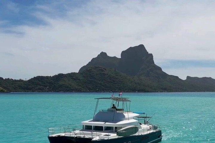 Papeete Tetiaroa Day Trip in Premium Catamaran