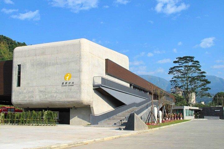 From Taichung/Kaohsiung/Chiayi：Alishan Hidden Gems Private Tour