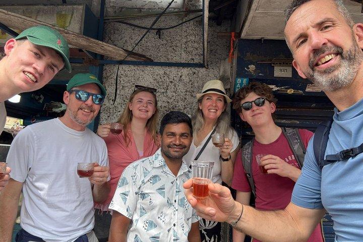 The Flavors of Colombo: 10 Tastings street food Tour
