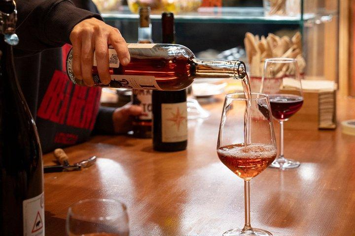 Luxury Natural Wine Tasting with Cicchetti Tapas in Venice