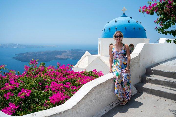 Santorini: 6hr Small Group Girls Day Out – Wine & Villages Tour