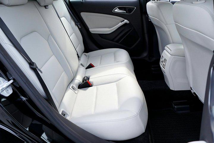 Private Airport Transfer: Hotel in Seoul → Gimpo Airport