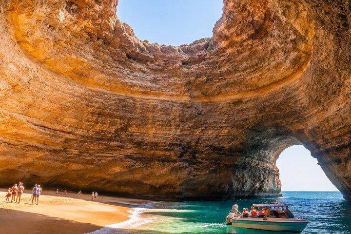 Algarve Tour from Lisbon with Boat Ride to Benagil Caves