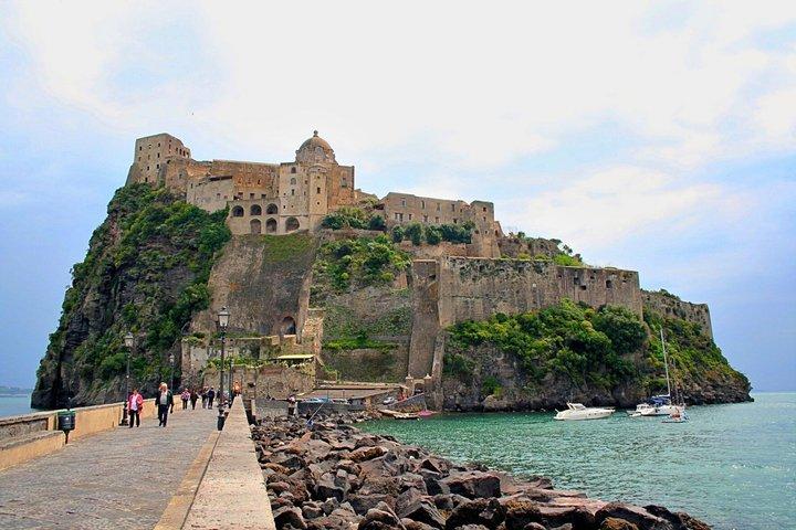 Mini Cruise on Ischia Diving and Lunch on Board + Ebook