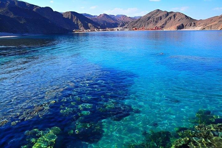 Dahab Snorkeling, Colored Canyon & Jeep Safari Tour from Sharm