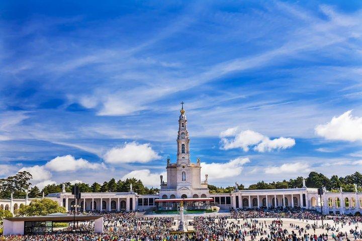 From Lisbon: Fátima Private Pilgrimage Day Trip