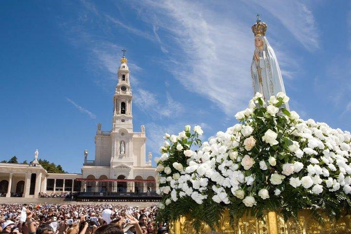 From Lisbon: Fátima Private Pilgrimage Day Trip