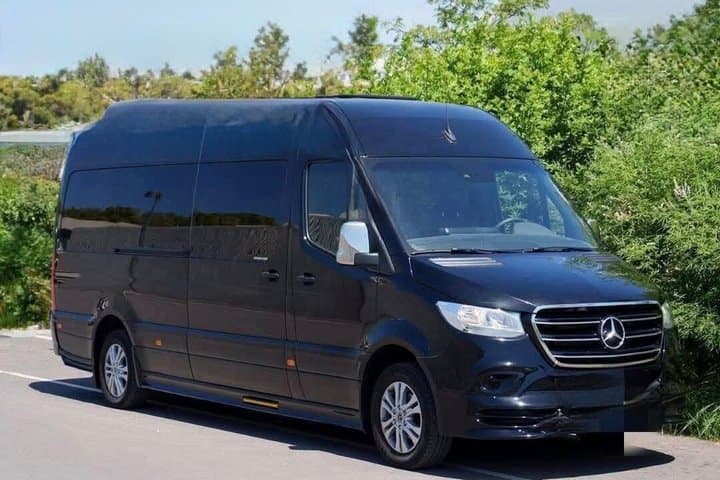 Athens Airport to Athens Center Private Arrival Transfer