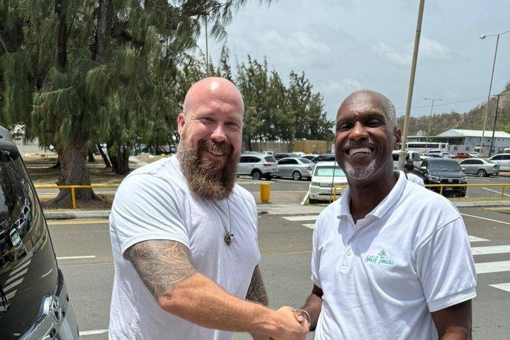 St. Lucia Private Airport Transfer (UVF) – Round Trip