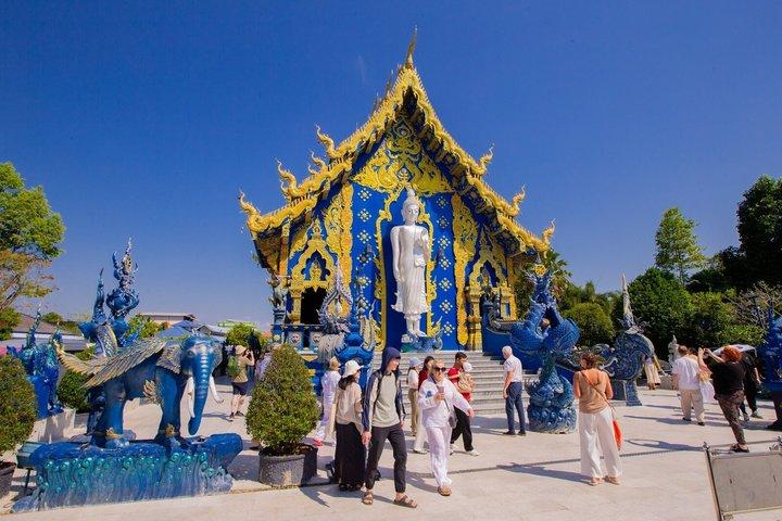 Golden Triangle Cruise & Long Neck Karen Village From Chiang Mai