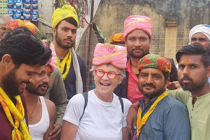Udaipur City Tour City Palace Jagdish Temple and Sunset Boat Ride