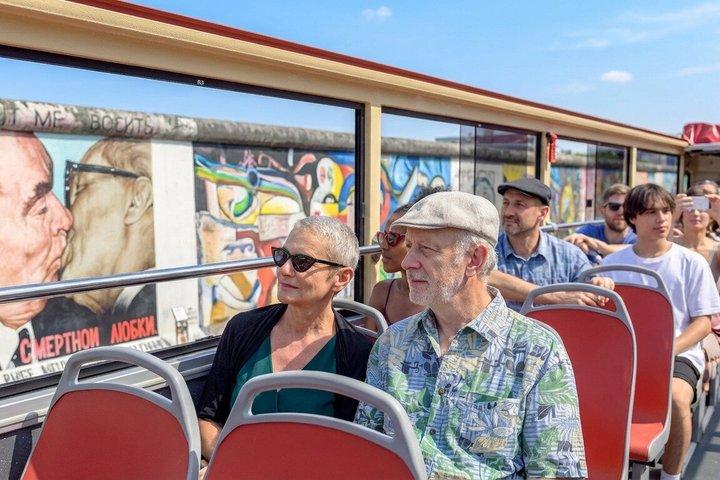 Big Bus Berlin Wall Panoramic Bus Tour with Stop at Wall Memorial