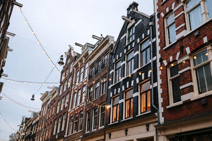 Amsterdam Walking Tour: Explore Top Sights & Hidden Gems