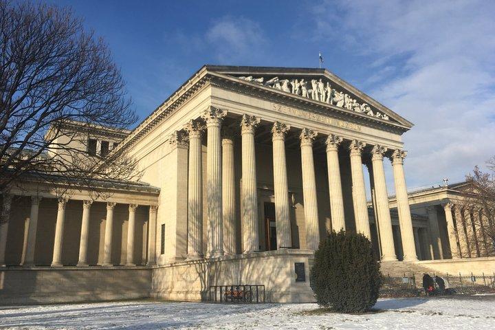 Budapest City Highlights and Hidden Gems Walking Tour